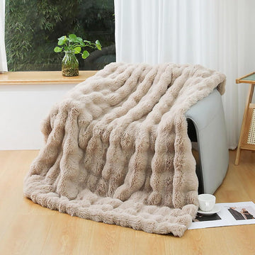 Camel Fleece Throw Blanket for Couch Faux Fur Throw Blanket Fluffy Blankets and Throws for Bed, Sofa, Office, Camping