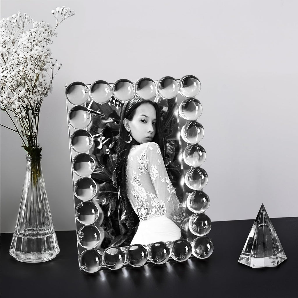 5x7 Clear Bubble Crystal Picture Frame, with 24 Clear Balls, Crystal Standing Photo Frame, Exquisite Desk Craft, Vertical