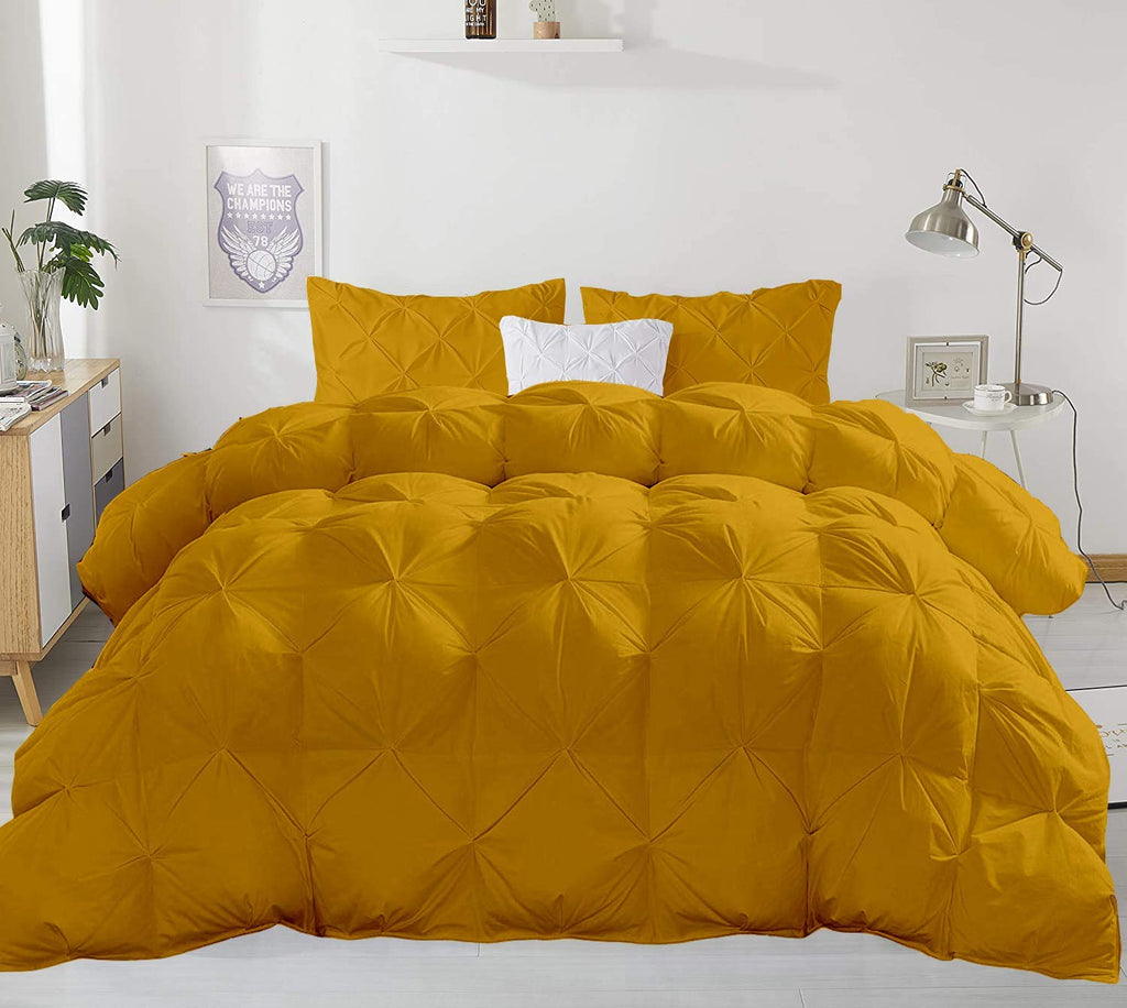 Fluffy Down Alternative 1000 Series 5 Piece Gold Pinch Pleated Bedding Comforter Set (Comforter + 4 Pillow Cases) 500