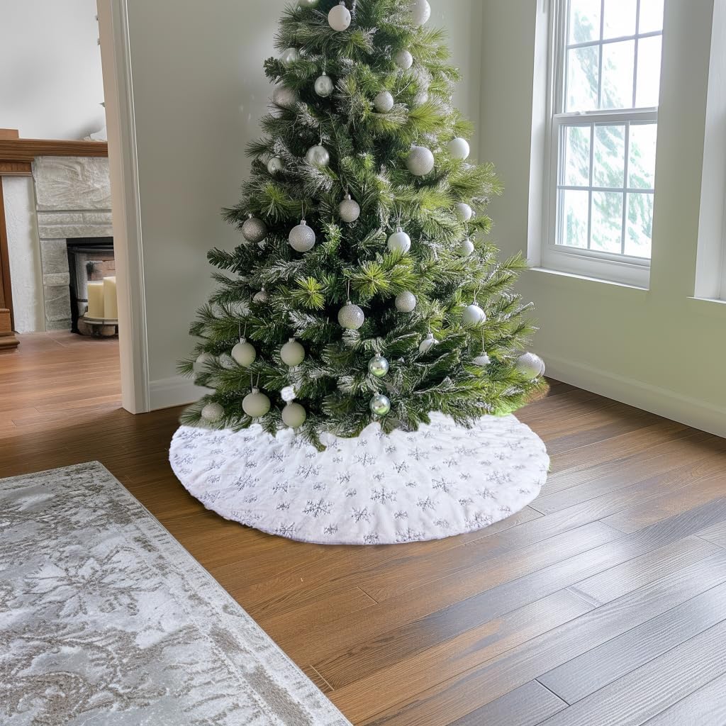 60 Inch Sequin Faux Fur Christmas Tree Skirt Decoration for Merry Christmas Party White Plush Silver Sequin Snowflake