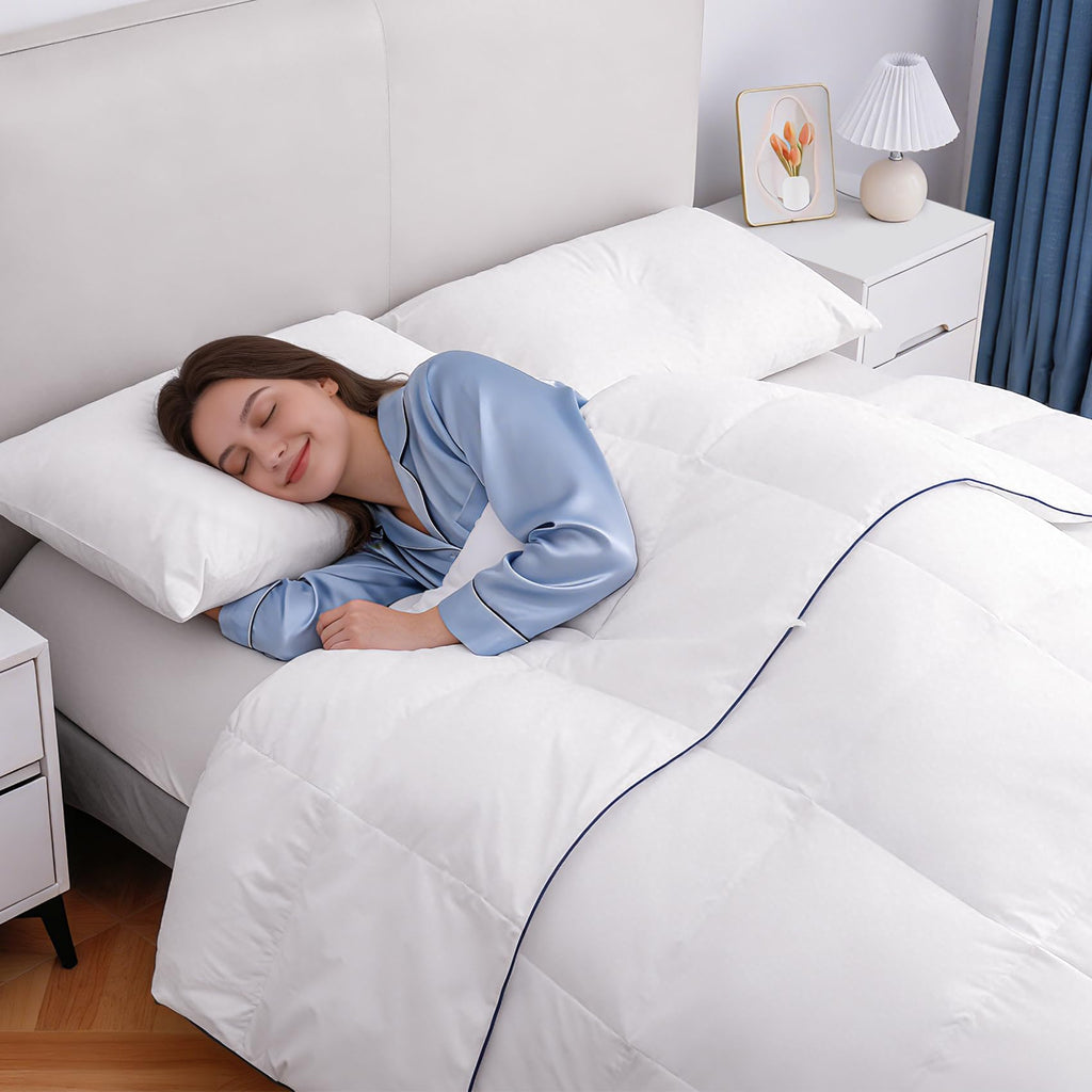 Lightweight Goose Down Fiber Comforter Queen Size, Breathable Summer Duvet Insert, Fluffy Down Blanket for Hot