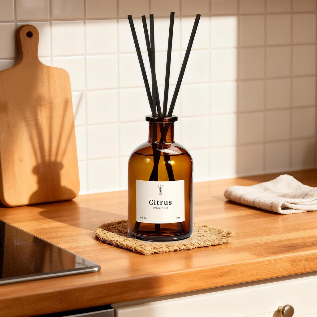 Reed Diffuser Set, 8.12 fl.oz Scent Oil Diffuser with Sticks, Long-Lasting Home Fragrance Reed Diffuser Shelf Decor