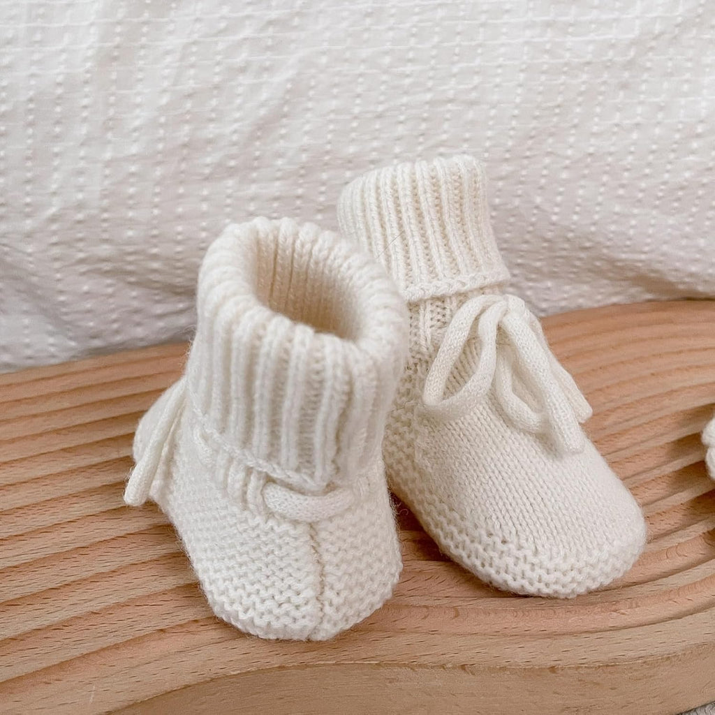 Wool Booties & Hat Set, Cozy Crochet Wool First Shoes and Matching Hat for Newborns, Infants & Toddlers, Piece Set