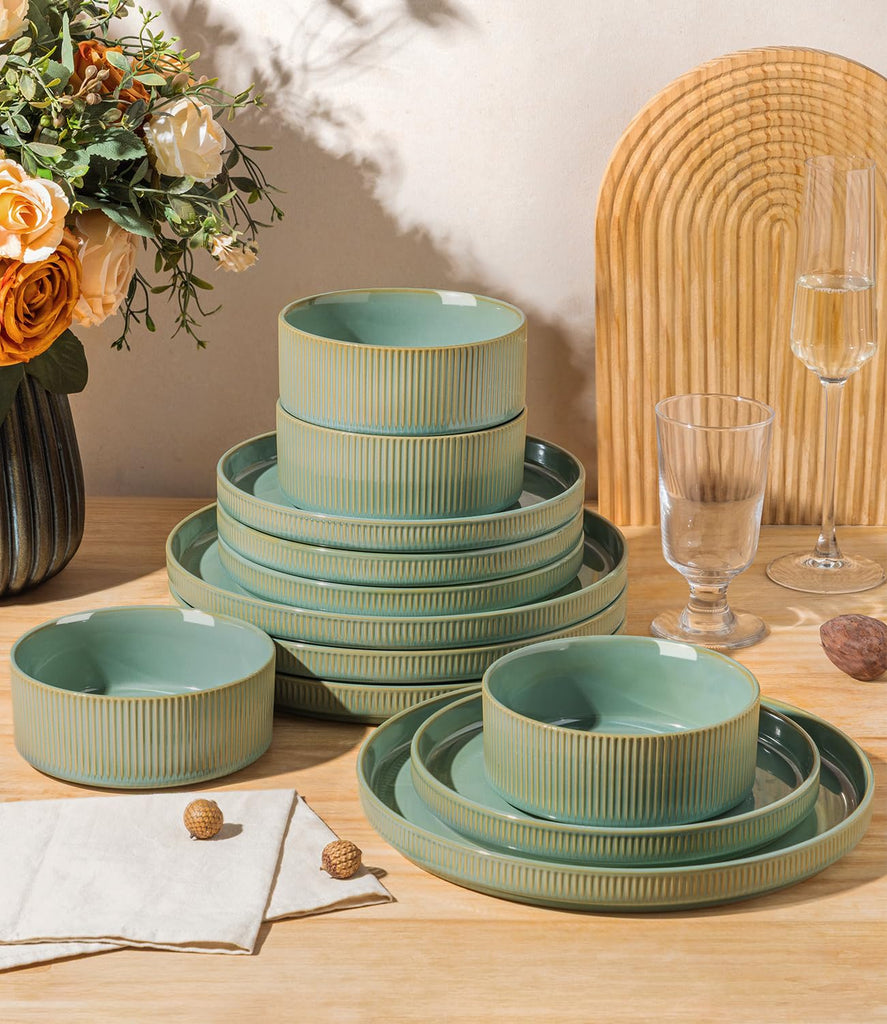 Dinnerware sets for 4, 12 Piece Stoneware Plates and Bowls sets