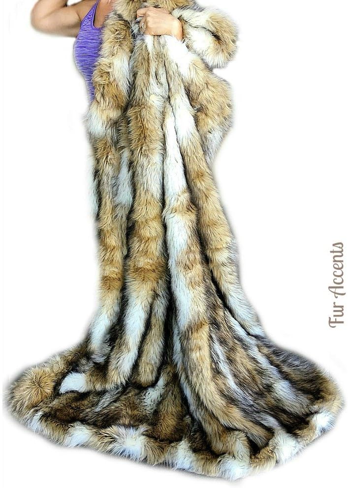 Plush Golden Brown and Creamy Wolf White Coyote Stripe - Premium Quality Faux Fur - Designer Throw Blanket - Soft