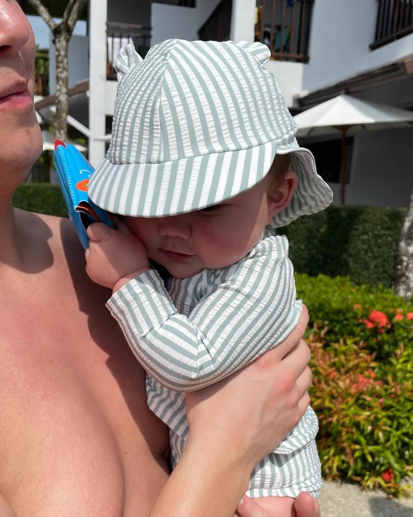 Toddler Boys Two Piece Swimsuit Rash Guard Set Long Sleeve Swim Shirt Swim Trunks& Shorts Blue Seersucker Bathing Suit