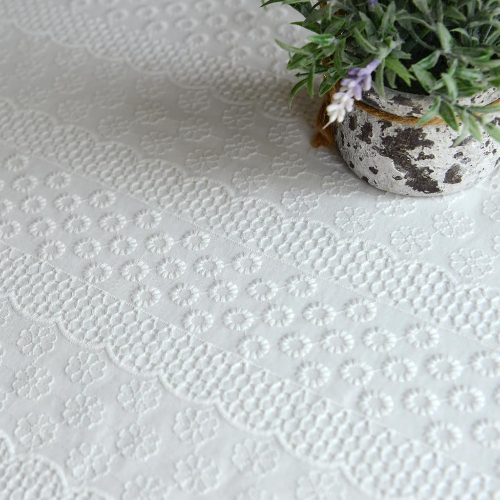 White Cotton Tablecloth Ruffled Lace Embroidered Fabric Tablecloths Rustic French Washable Table Cov