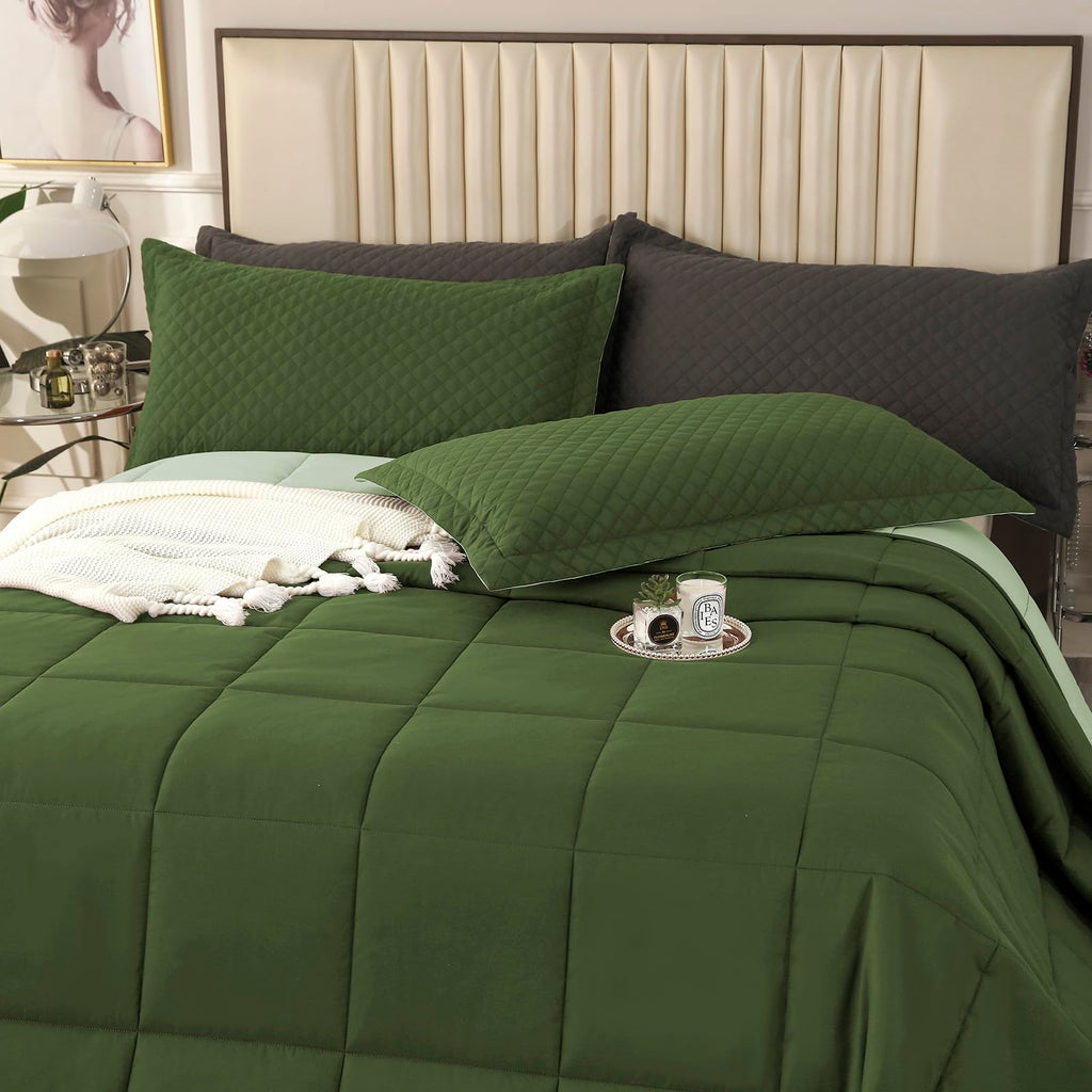 Oversized King Plus Comforter, 128x120 Extra Large King Size Quilts 3 Pieces, Lightweight Reversible All Season Down