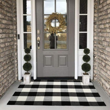 Buffalo Plaid Outdoor Rug, 27.5''x43'' Black White Check Indoor/Outdoor Area Rugs, Layering Rug for Hello/Welcome