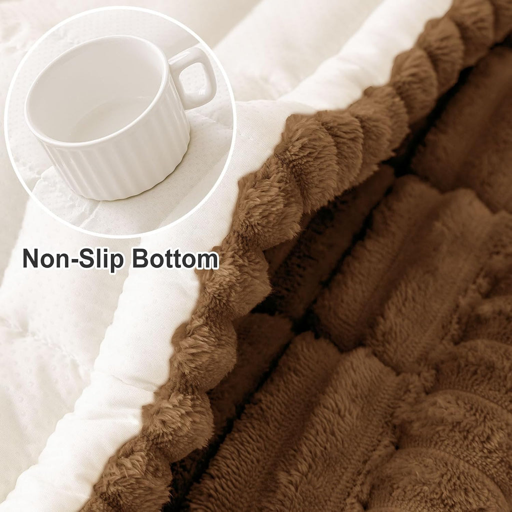 Couch Cover for Dogs, Washable Non Slip Plush Flannel Sofa Protector