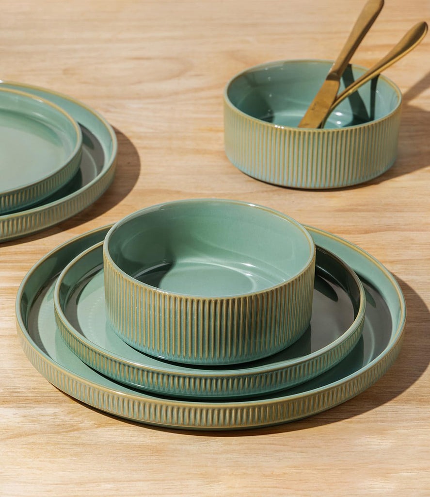 Dinnerware sets for 4, 12 Piece Stoneware Plates and Bowls sets