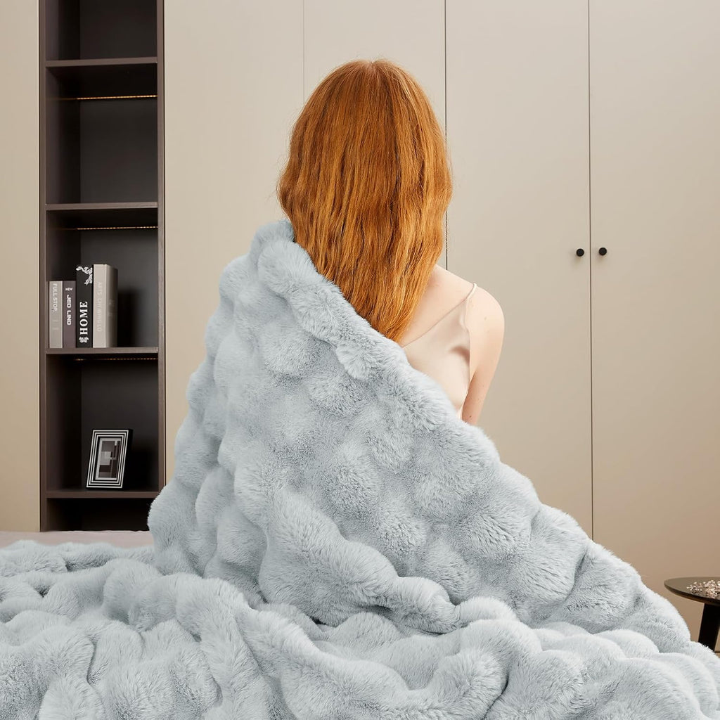 1000GSM Faux Rabbit Fur Throw Blanket, Super Heavy Warm Cozy Grey Blankets for Couch Bed Sofa, Ruched Plush Fuzzy