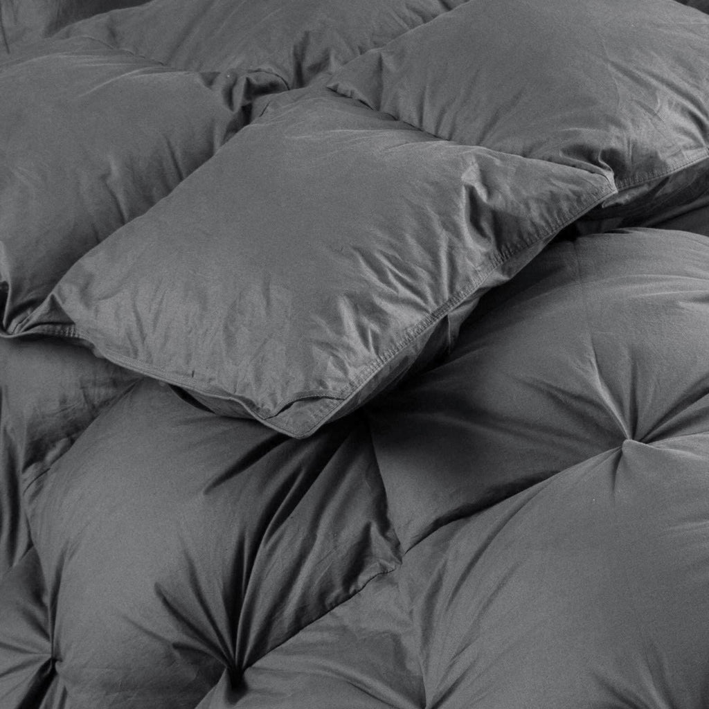 Luxurious All-Season Goose Down Feather Fiber Comforter Super King Size Duvet Insert (120x120), Exquisite Pinch Pleat