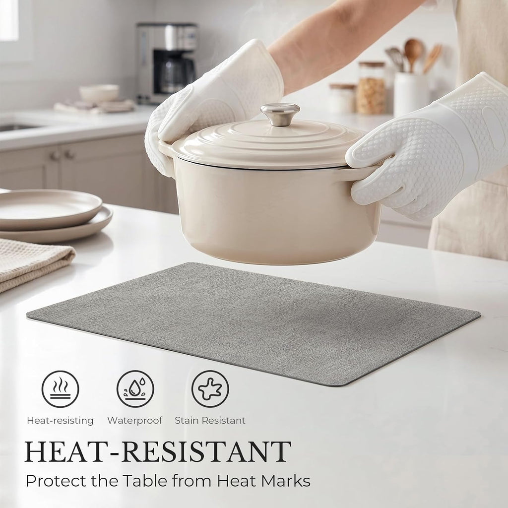 Vinyl Placemats, Reversible Faux Leather Heat Resistant Wipeable Table Mats, Waterproof Washable Non-Slip - Set of 4