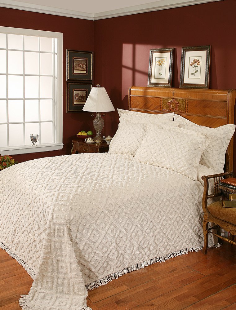 Diamond Tufted Chenille Bedspread, Twin, White