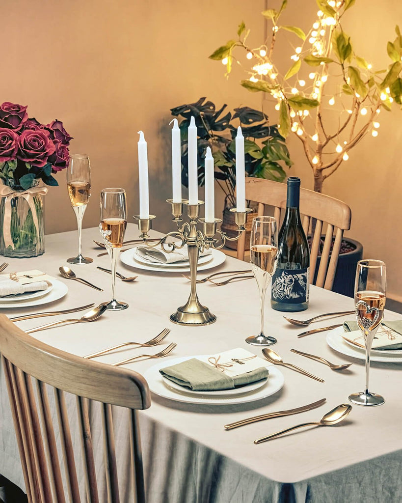 40-Piece Gold Silverware Set for 8, Modern 18/10 Stainless Steel Flatware Set, Luxury Cutlery Set, Unique Utensils Set