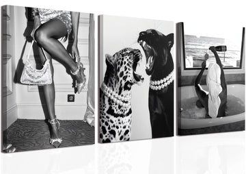 Bathroom Fashion Leopard Print Black and White Canvas Wall Art Trendy Women Posters Paintings Luxury Feminist