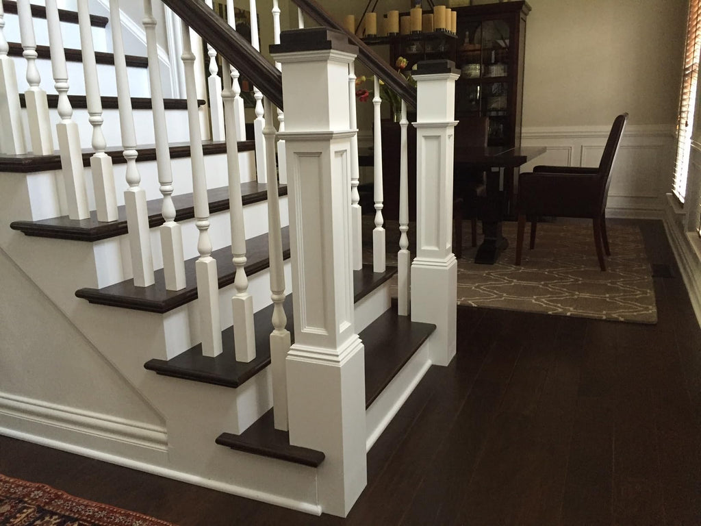 AFP-4091 Red Oak Actual Flat Panel Box Newel Post