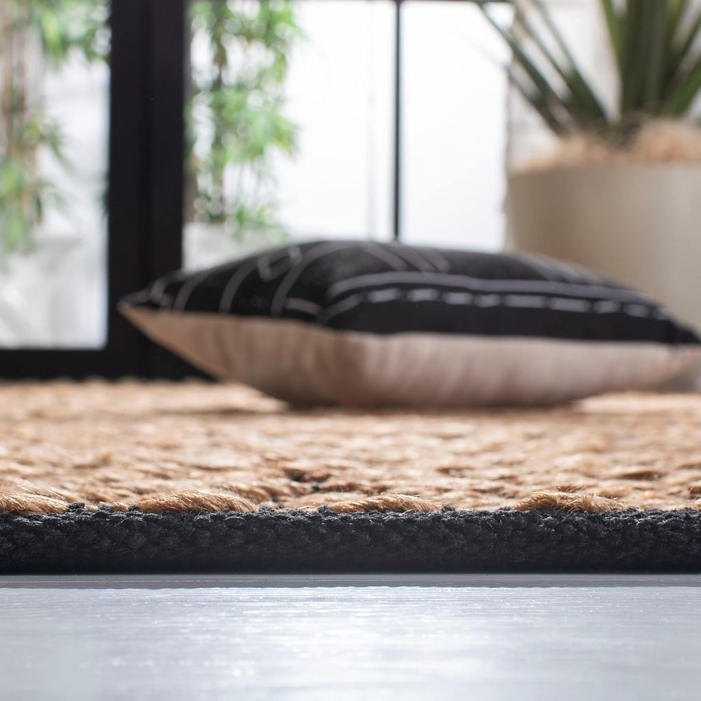 Kilim Collection Area Rug, Natural & Black, Handmade Boho Jute, Ideal for High Traffic Areas (KLM456A)