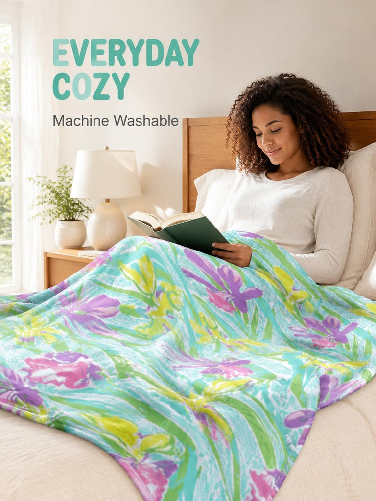 Botanical Floral Leaf Decorative Warm Fleece Throw Blanket, Autumn Bedroom Decor