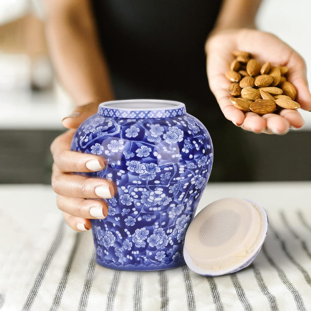 Chinese Ginger Jar with Lid Chinoiserie Antique Style,Home Decorative Retro Blue and White Porcelain Flowers Ceramic - Set of 4