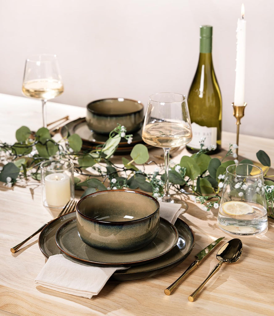 Ceramic Dinnerware Sets for 8, 24 Pieces Handmade Reactive Glaze Plates and Bowls Set, Scratch Resistant Dish Set