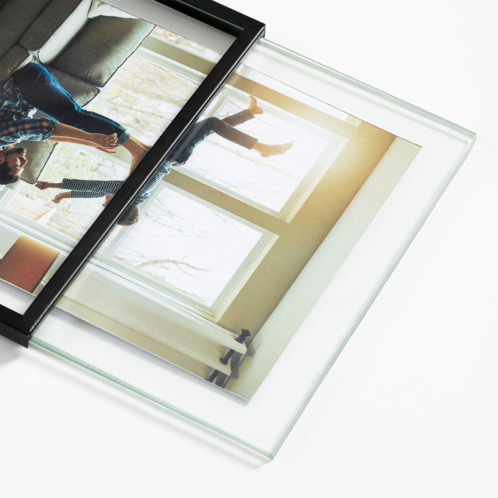 5x7 Floating Picture Frame, Real Glass Cover, Black, 2-Pack