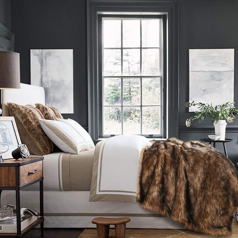 Plush Faux Fur Blanket King Size, Long Pile Brown with Black Tipped Throws, Oversized Super Warm, Fuzzy, Elegant