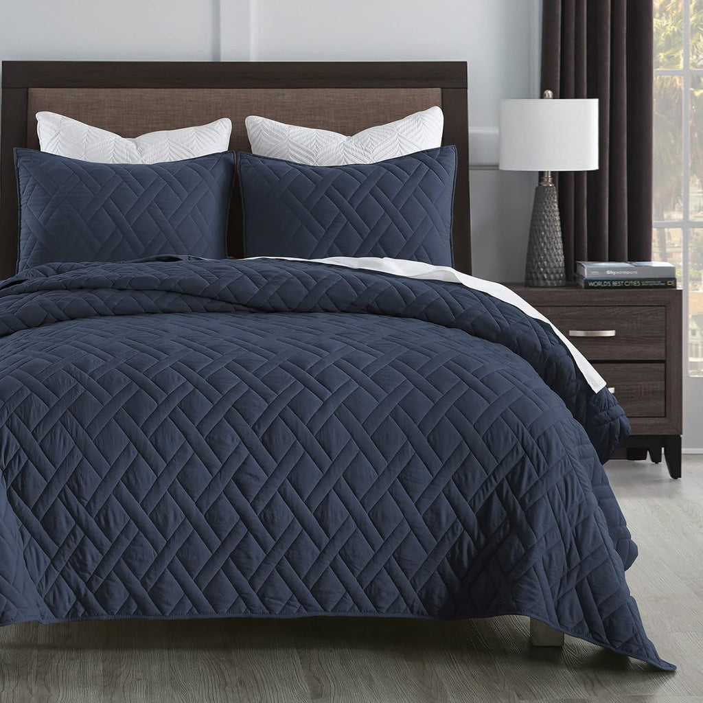 Quilt Set Queen Navy Blue, Classic Geometric Diamond Stitched Pattern, Ultra Soft Microfiber Lightweight Bedding