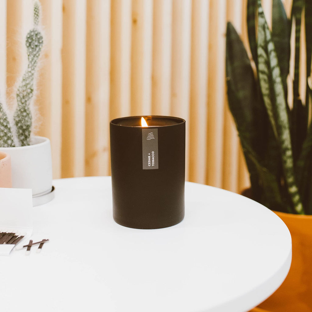 Cedar & Tobacco Scented Candle - 75 Hour Burn