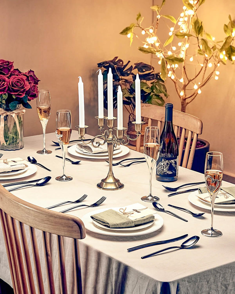 20-Piece Black Silverware Set for 4,Modern 18/10 Stainless Steel Flatware Set,Luxury Cutlery Set,Unique Utensils Set