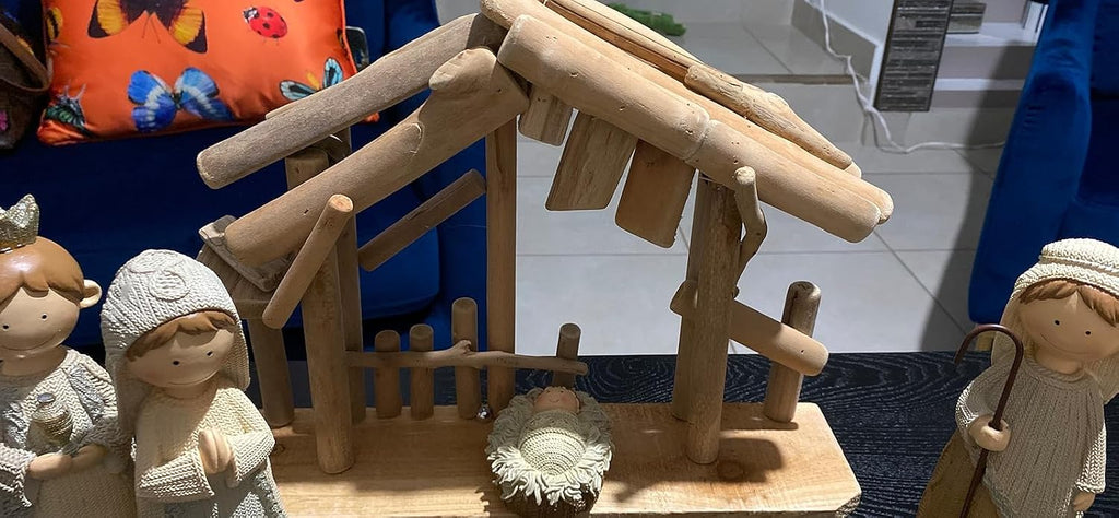 15" Wooden Creche Made Of Driftwood For Your Nativity