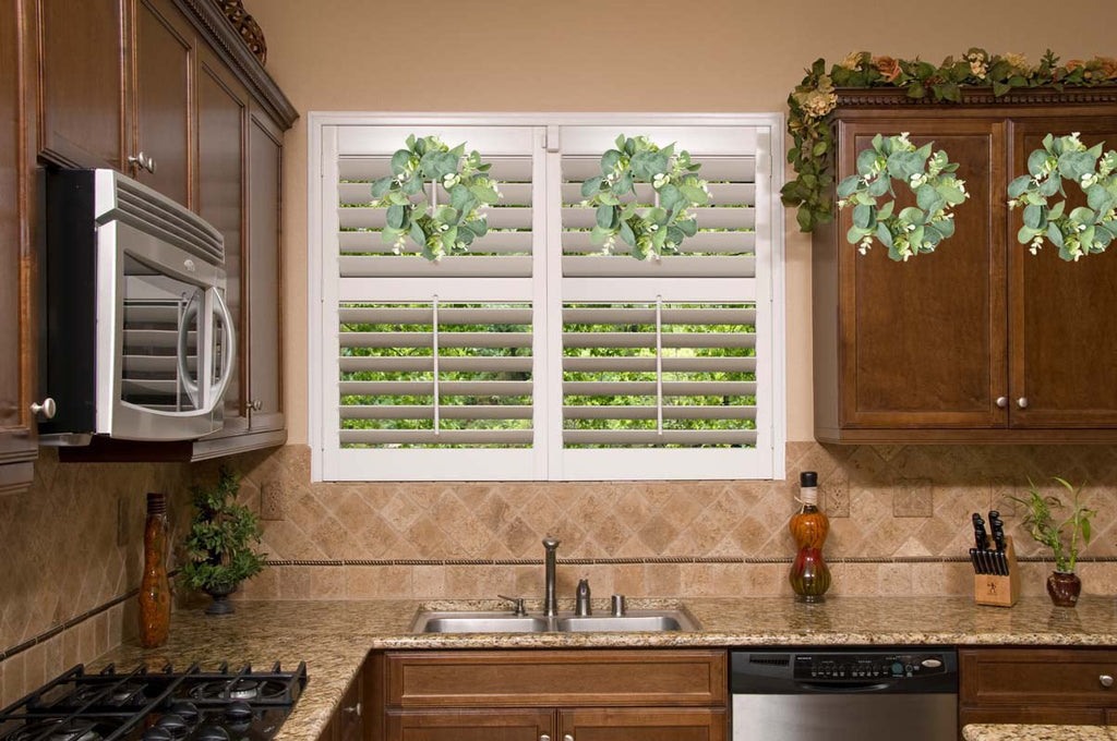6Pcs Eucalyptus Wreath Faux Kitchen Cabinet Wreaths Artificial Greenery Wreath Farmhouse Wreath for Door Wall Window