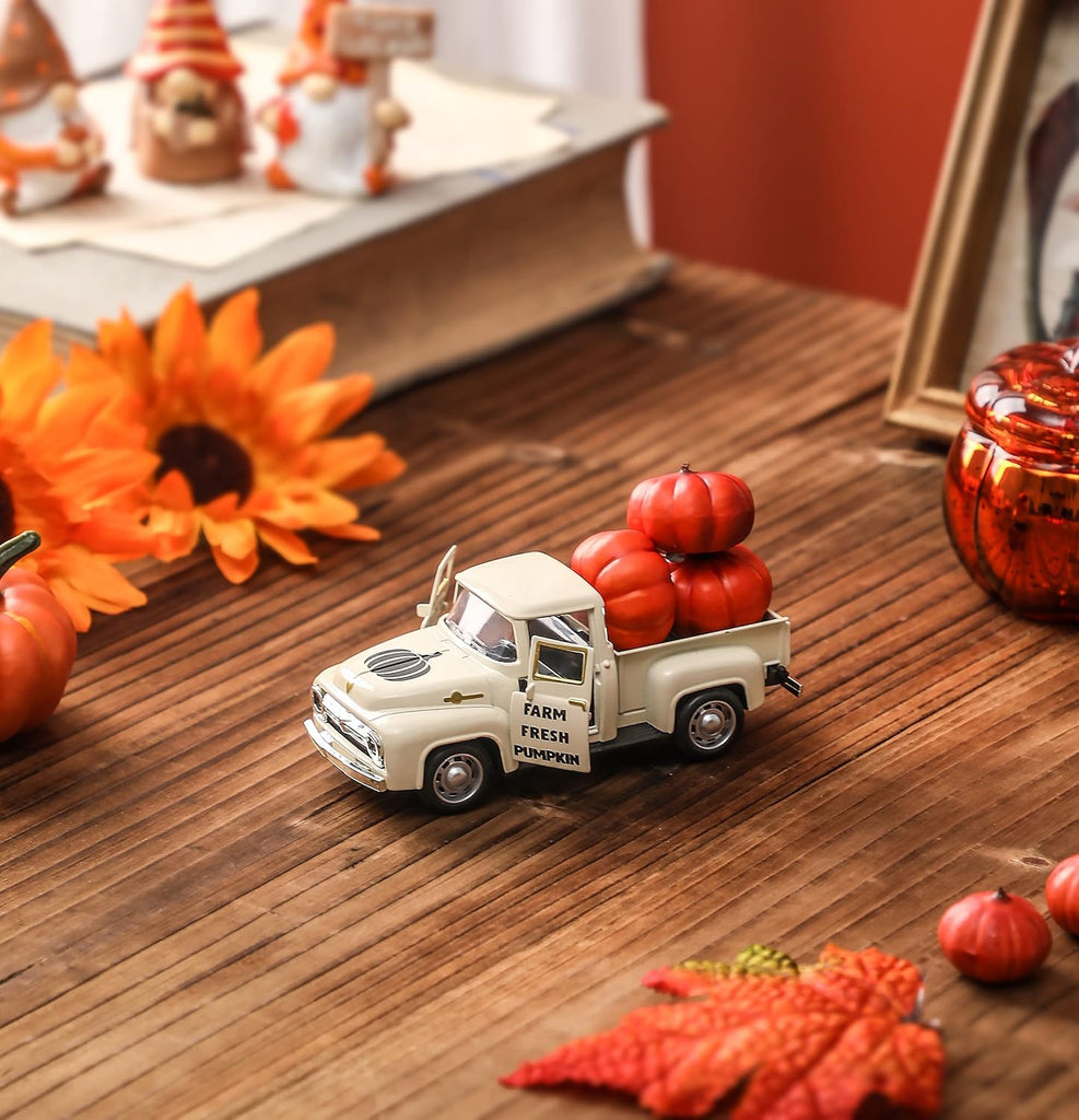 Fall Pumpkin Truck Decor Mini Metal Farm Truck with 3 Pumpkins