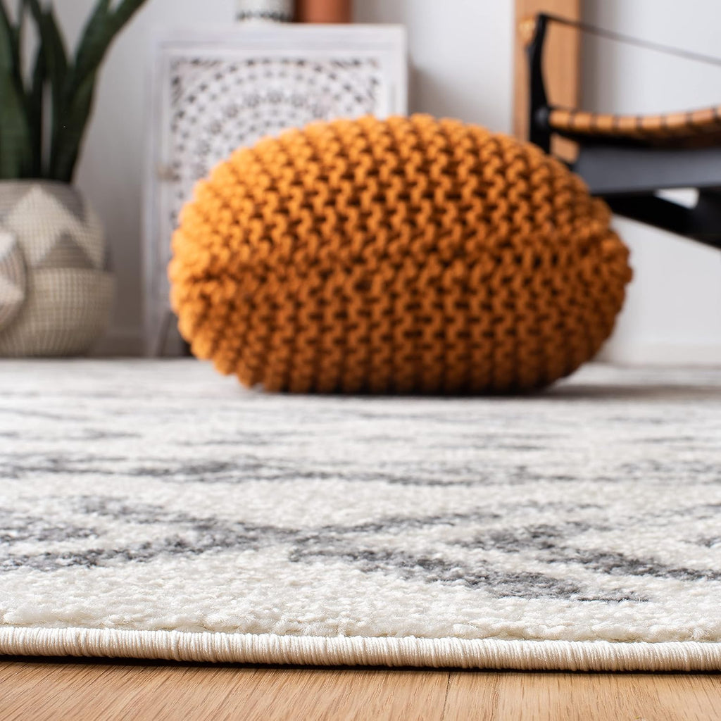 Tulum Collection Area Rug, Ivory & Grey, Moroccan Design, Non-Shedding & Easy to Clean, Ideal, Dining