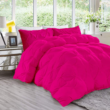 Warm 600 GSM Hot Pink 3 Piece Pinch Pleated Comforter Set (Comforter + 2 Pillowcases) 1200 Series Egyptian Cotton