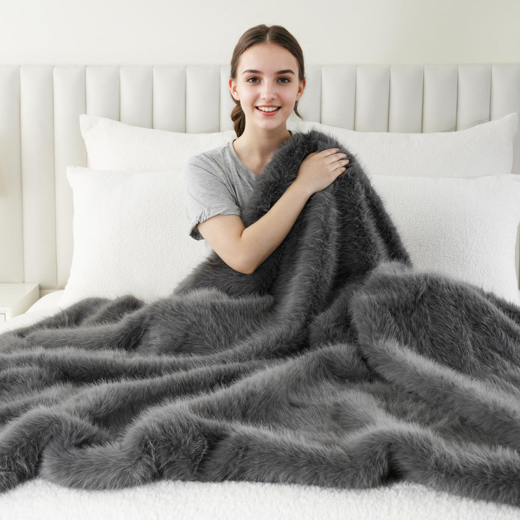 Grey Faux Fur Throw Blanket, Fluffy Grey Fur Blankets, 60"x80"