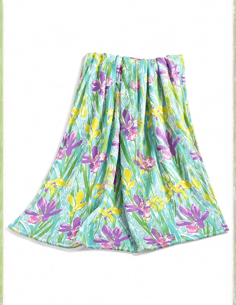 Botanical Floral Leaf Decorative Warm Fleece Throw Blanket, Autumn Bedroom Decor