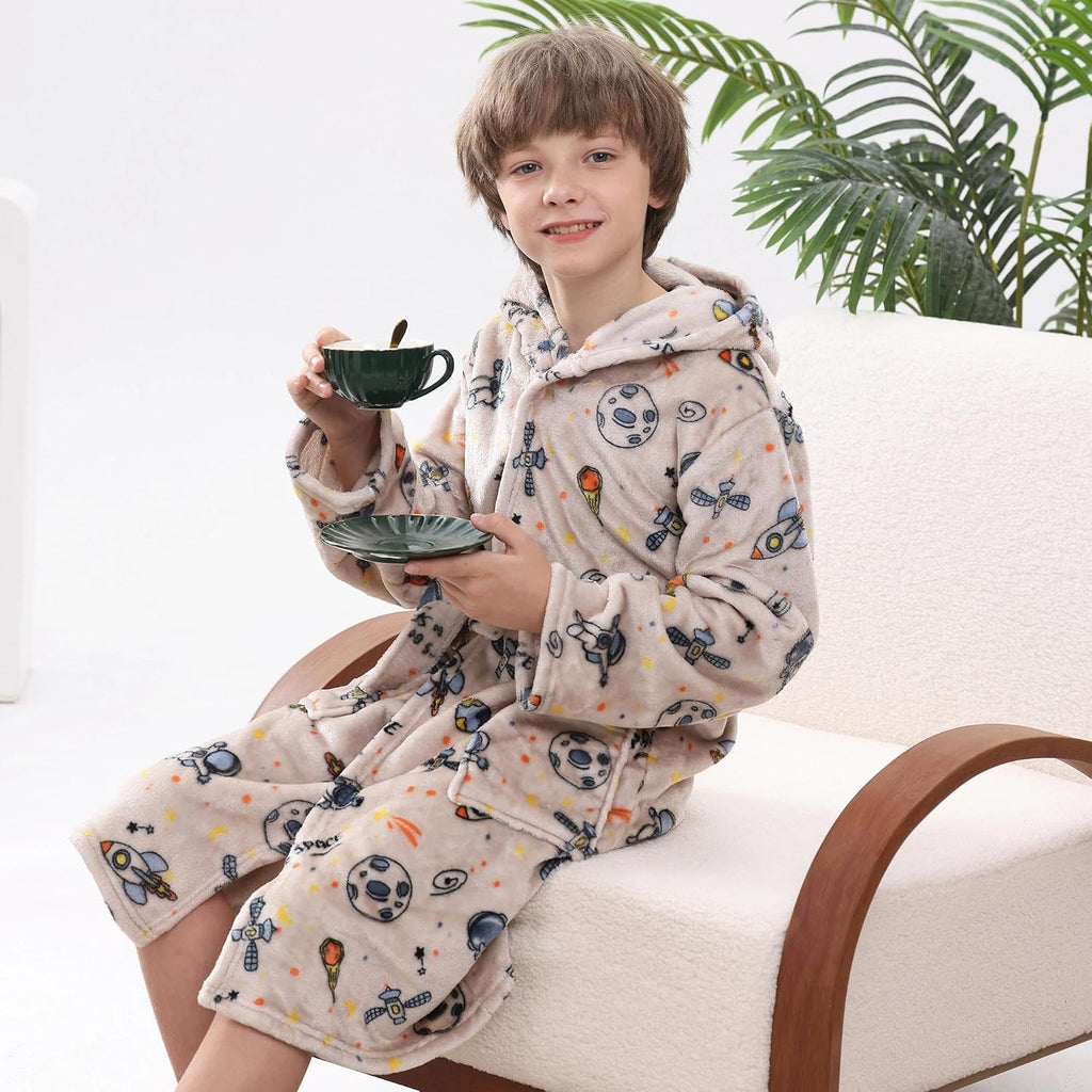 Boys Fleece Robe, Hooded Soft Fuzzy Bathrobe for Kids