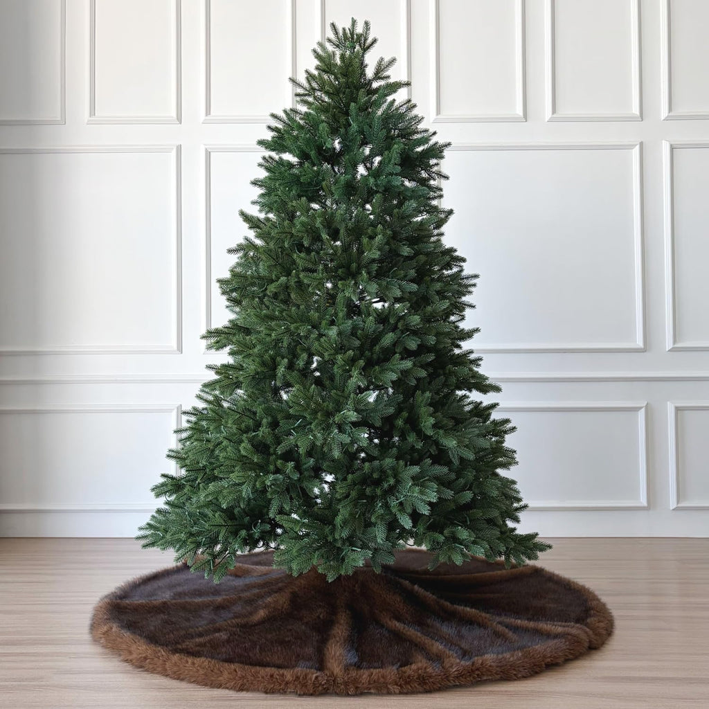 Huntsman High-Pile Faux Fur Christmas Tree Skirt with Hidden Slide Clasp Closure and Durable Microfiber Backing