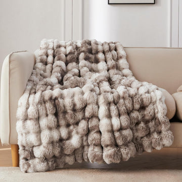 Faux Fur Throw Blanket for Couch, Cozy Soft and Fuzzy Plush Rabbit Fur Bubble Blanket for Sofa Bedroom Living Room