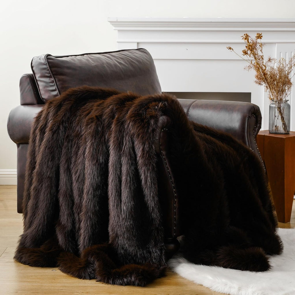 Luxury Brown Faux Fur Throw Blanket, Large Soft Warm Cozy Fuzzy Fluffy Fur Blankets and Throws for Bed, Home Decor