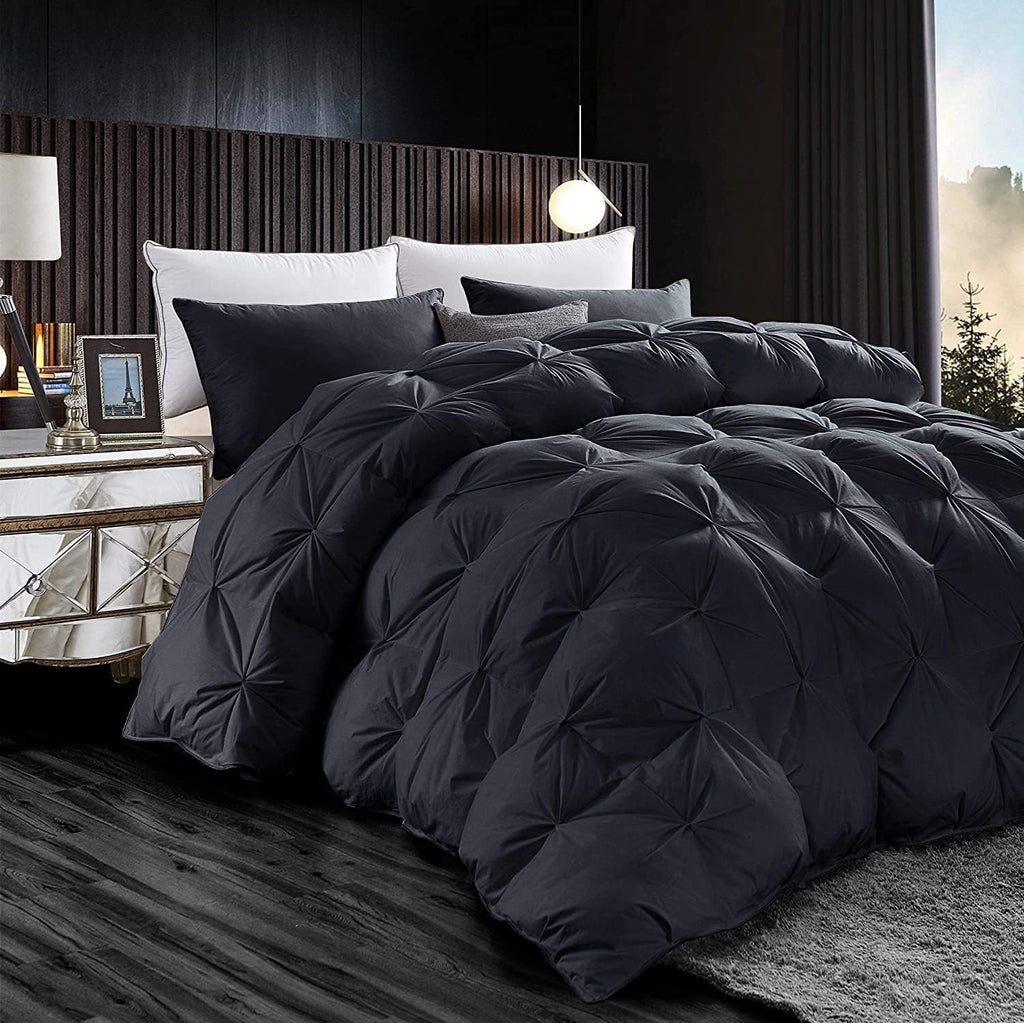 Luxurious All-Season Goose Down Feather Fiber Comforter Queen Duvet Insert, Exquisite Black Pinch Pl