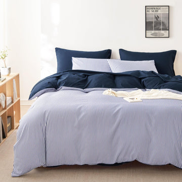 Striped Comforter Set, Ticking Stripe Vertical Pinstripe Neutral Farmhouse Pattern Printed, Soft Lightweight Bedding