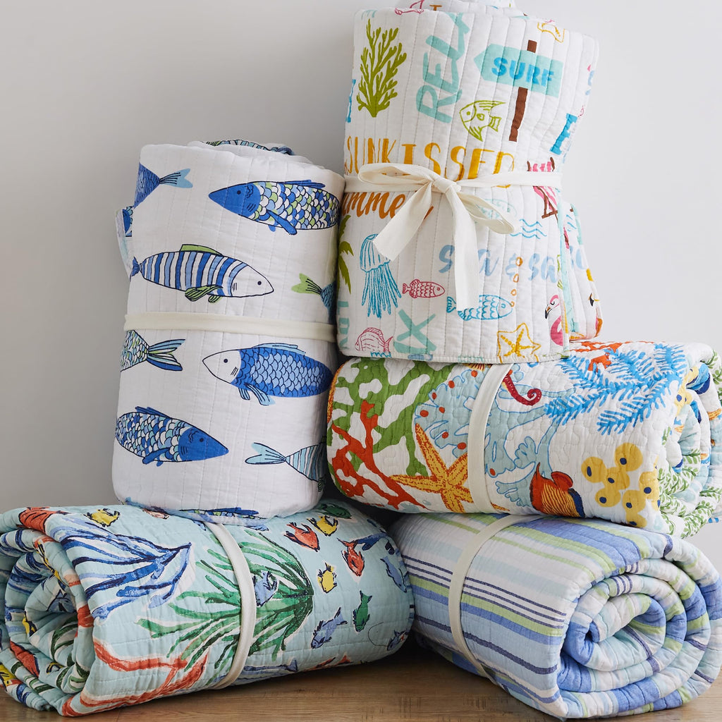 By - Beach Days Quilt Set - King Quilt (106x92in.) + Two King Pillow Shams (36x20in.) - Coastal Beach - Teal Blue