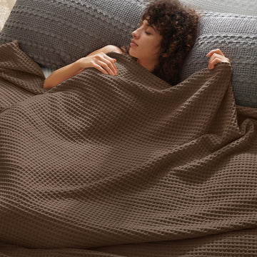 Ultra Soft Waffle Weave Blanket for Bed, 90"* 90", Chocolate