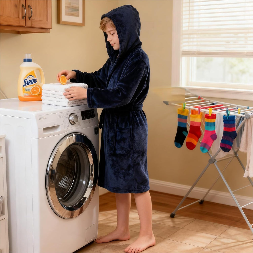 Boys Fleece Robe, Hooded Soft Fuzzy Bathrobe for Kids