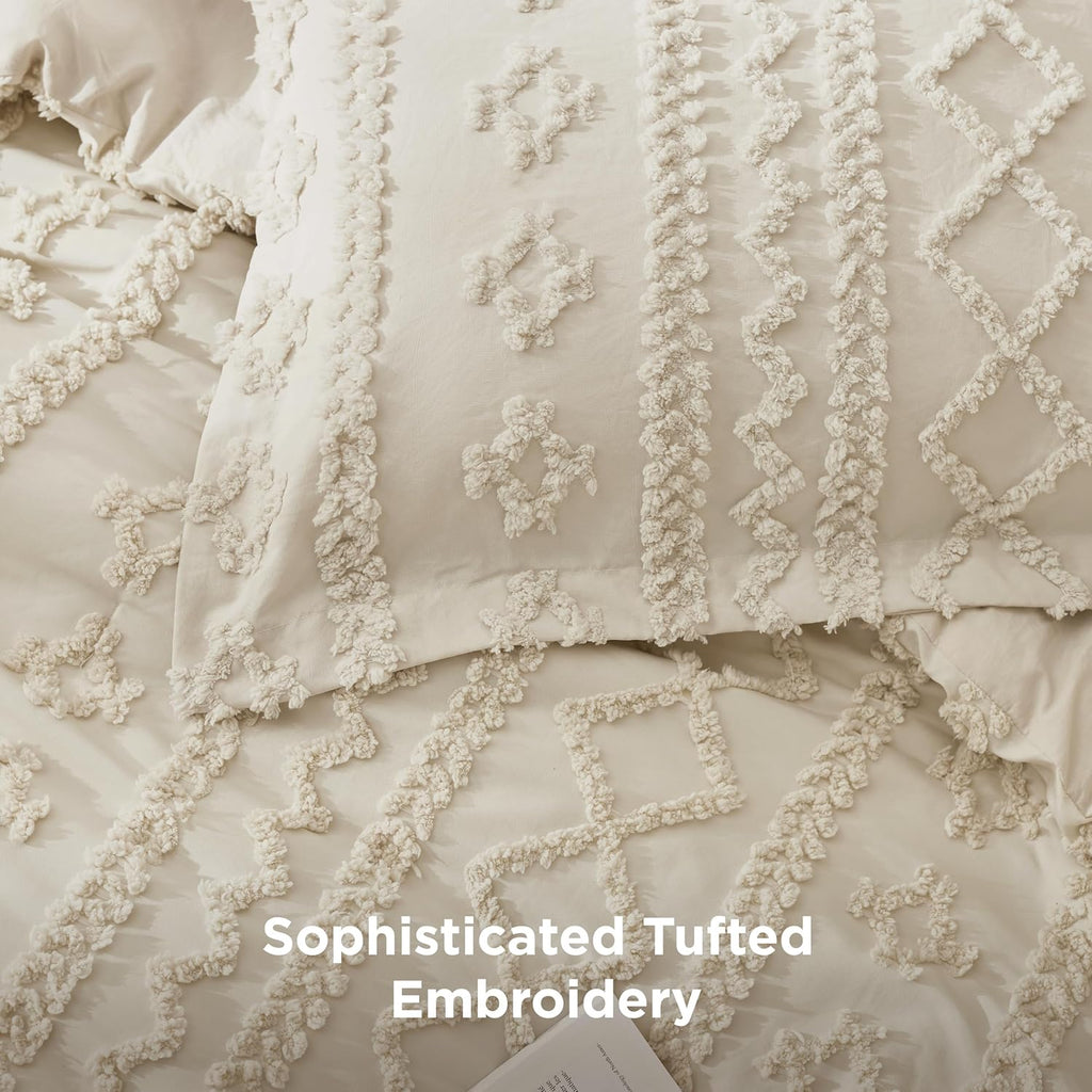 Tufted Boho Comforter Set Queen - Beige Boho Bed Set, GentleSoft 3 Pieces Farmhouse Shabby Chic Embroidery Bedding