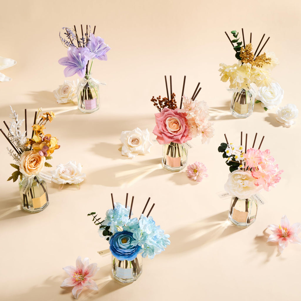 Reed Diffuser - Cashmere Vanilla 8.5 Fl.oz Flower Reed Diffuser with Sticks, Bedroom Bathroom Shelf Decor (Floral