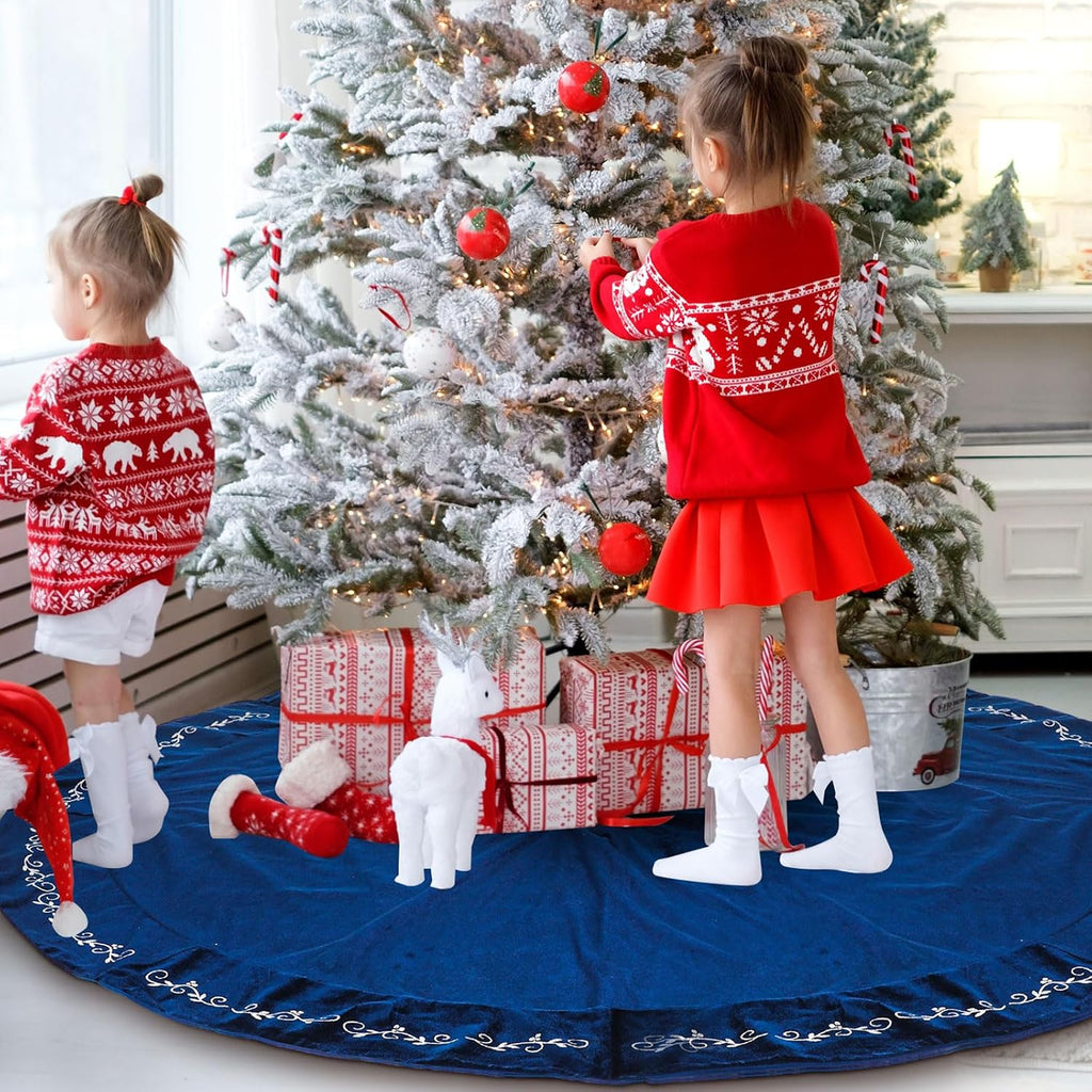 72 Inch Velvet Christmas Blue Tree Skirt (Classical Style)